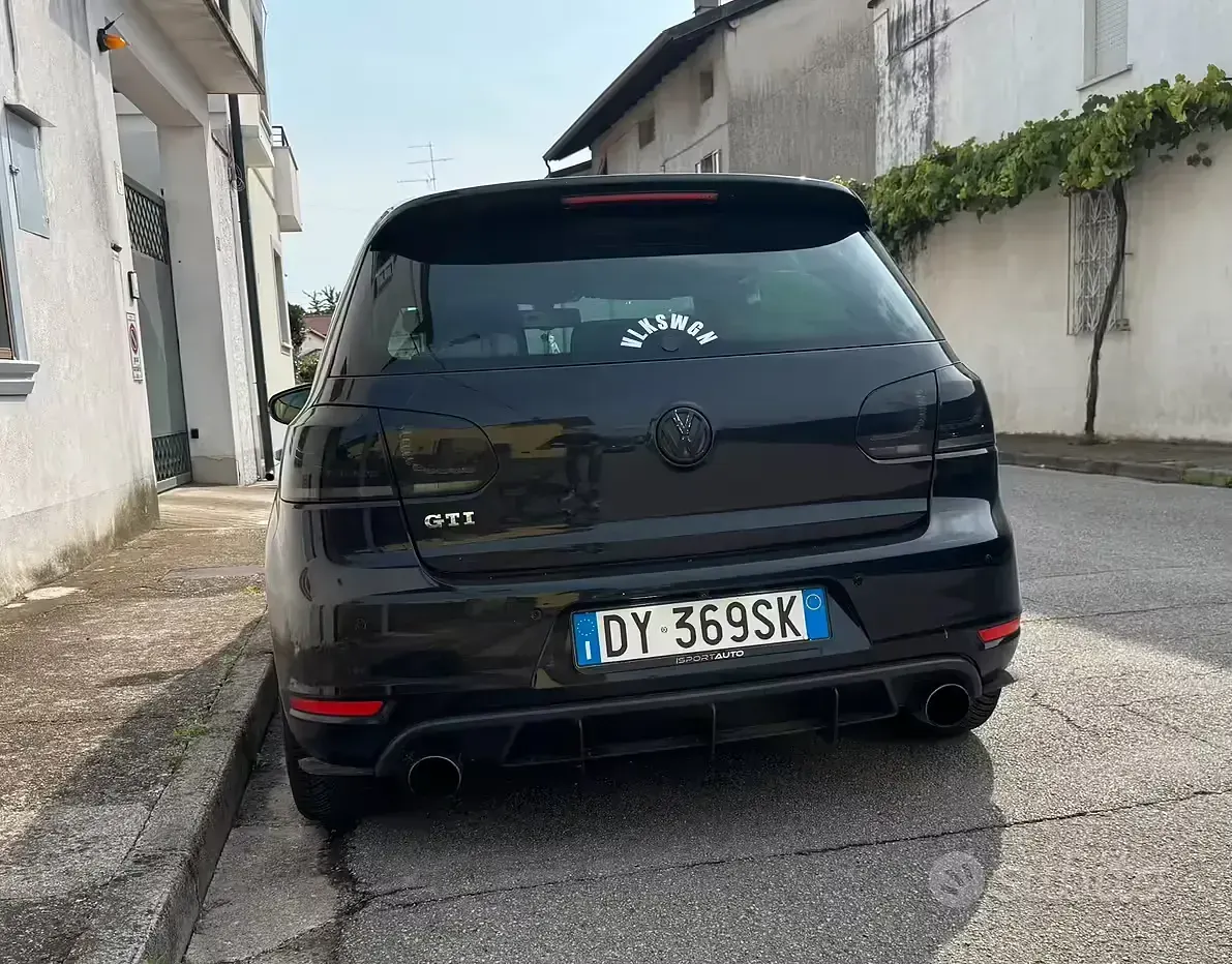 Usata VW Golf VI GTI 210 CV (154 kW) 2009 Nero Utilitaria