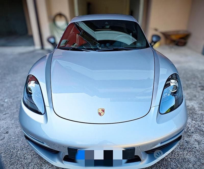 Usata Porsche 718 Cayman T 300 CV (220 kW) 2020 Grigio Coupé