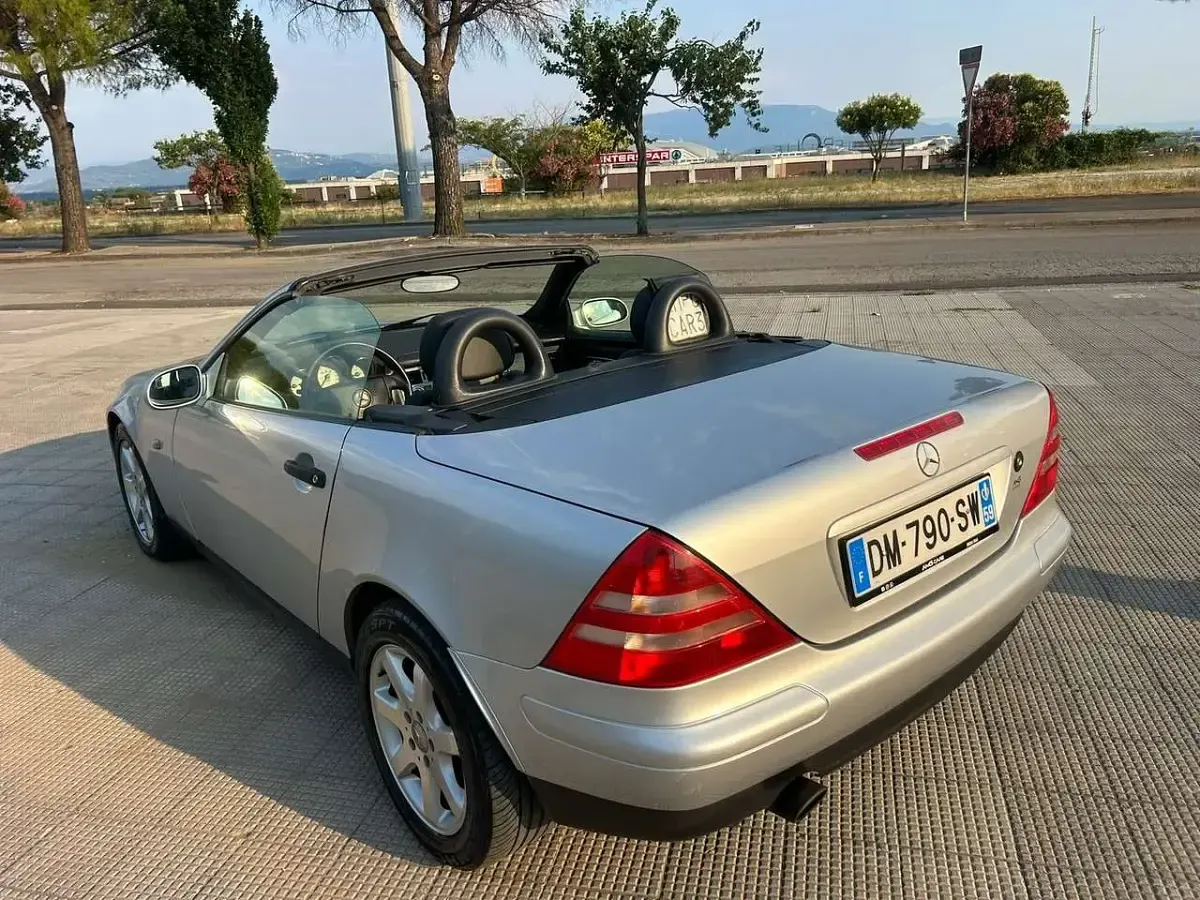 Usata Mercedes SLK200 136 CV (100 kW) 1999 Other Cabrio