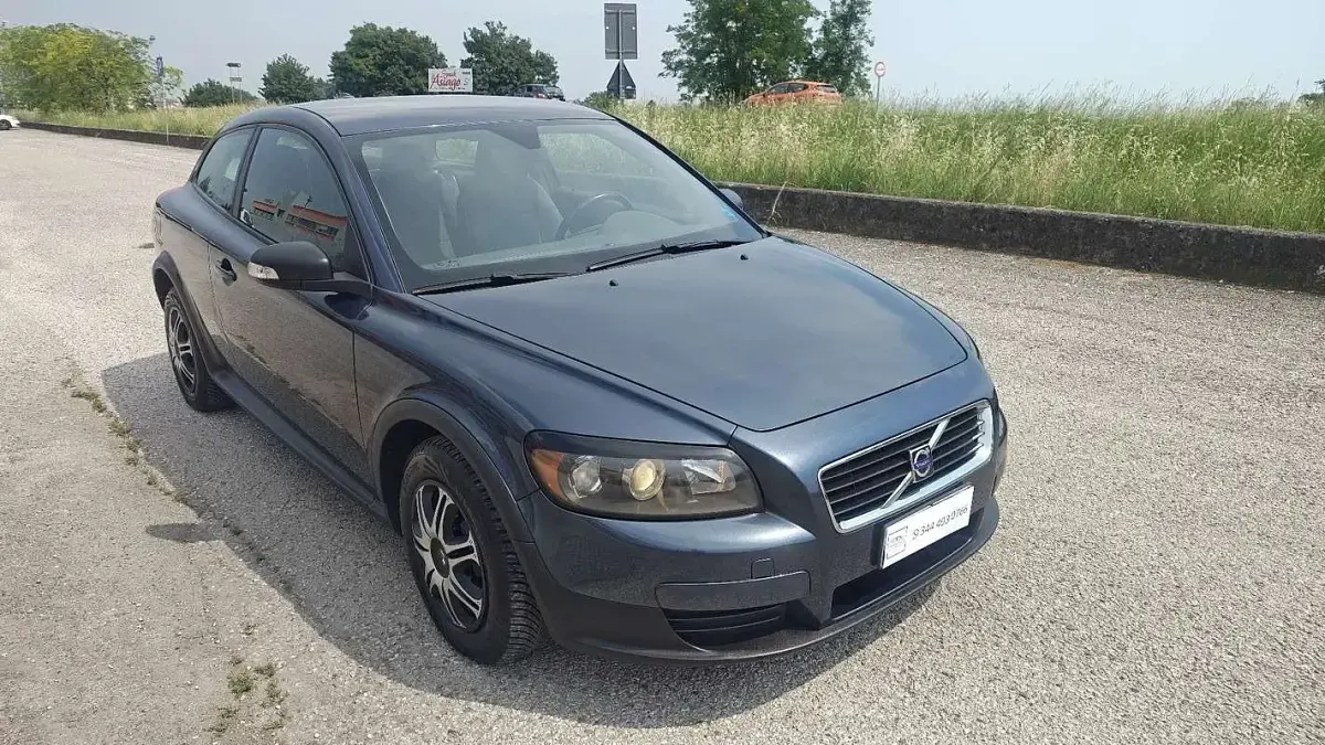 Usata Volvo C30 Summum 109 CV (80 kW) 2007 Utilitaria