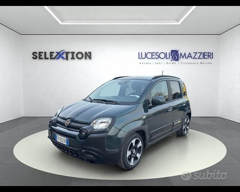 Verde Usata 2025 Fiat Panda Cross Cross Due volumi | 13.900 € (Buon prezzo) - Immagine 1/3