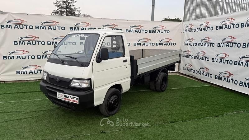 Usata Piaggio Porter 65 CV (47 kW) 2004 Bianco Berlina