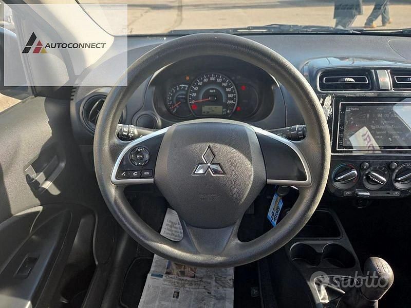 Usata Mitsubishi Space Star Intense 80 CV (58 kW) 2022 Grigio Utilitaria