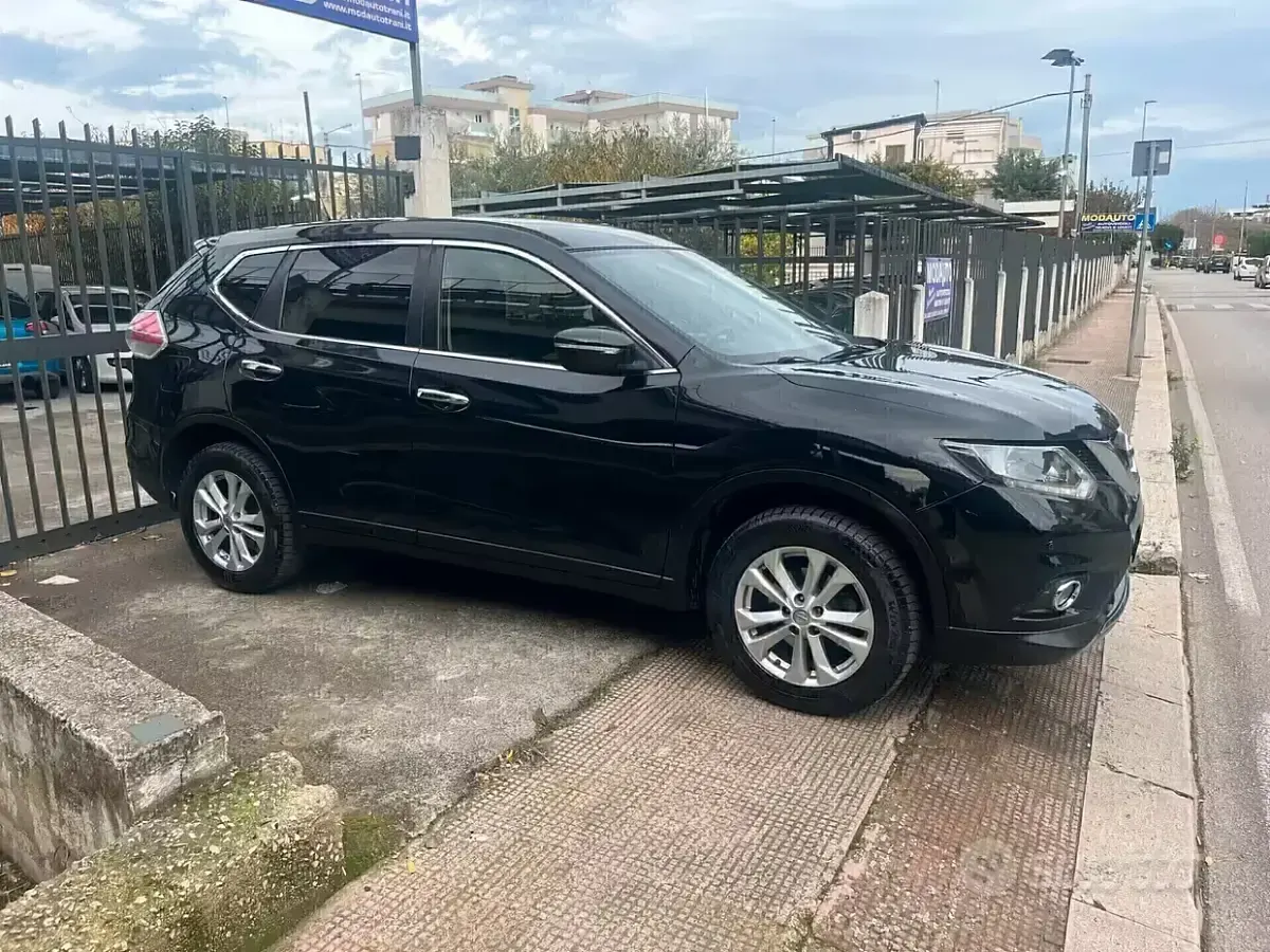 Usata Nissan X-Trail Tekna 131 CV (96 kW) 2016 Nero SUV