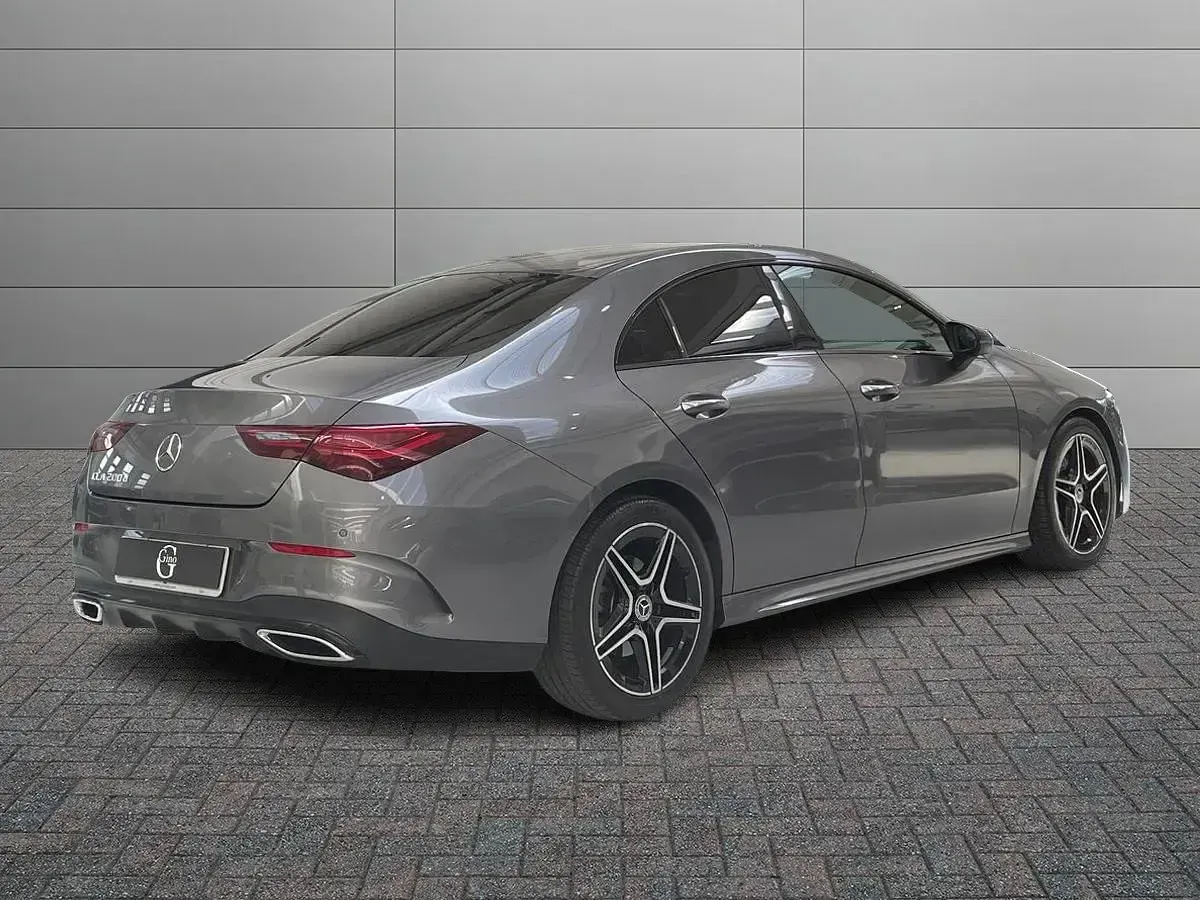 Usata Mercedes CLA200 AMG Line Premium 150 CV (110 kW) 2023 Grigio Coupé