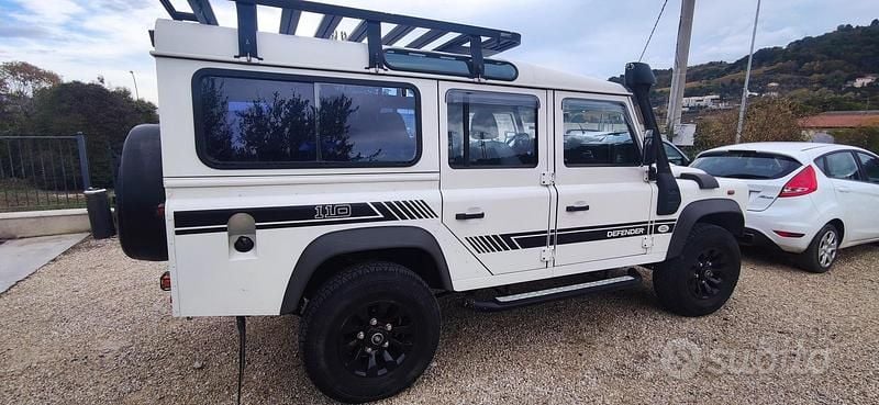 Usata Land Rover Defender 2009 Bianco Berlina