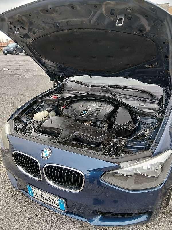Usata BMW 118 143 CV (105 kW) 2012 Blu/azzurro Utilitaria