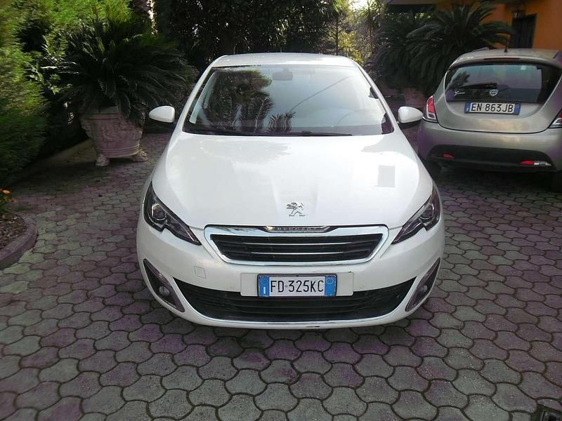 Usata Peugeot 308 GT 120 CV (88 kW) 2016 Bianco Berlina