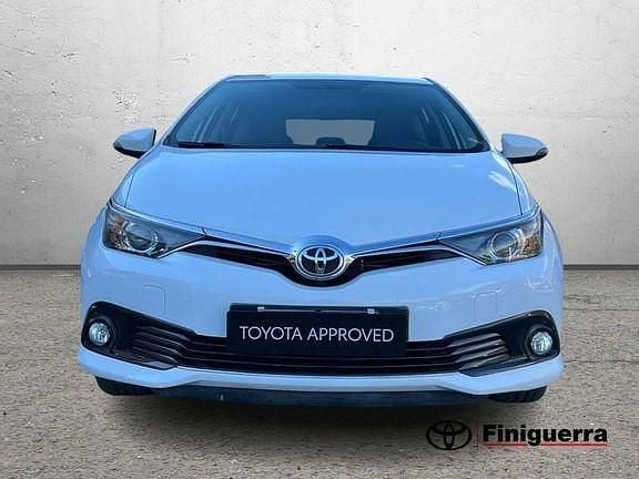 Usata Toyota Auris Active 116 CV (85 kW) 2016 Bianco Berlina