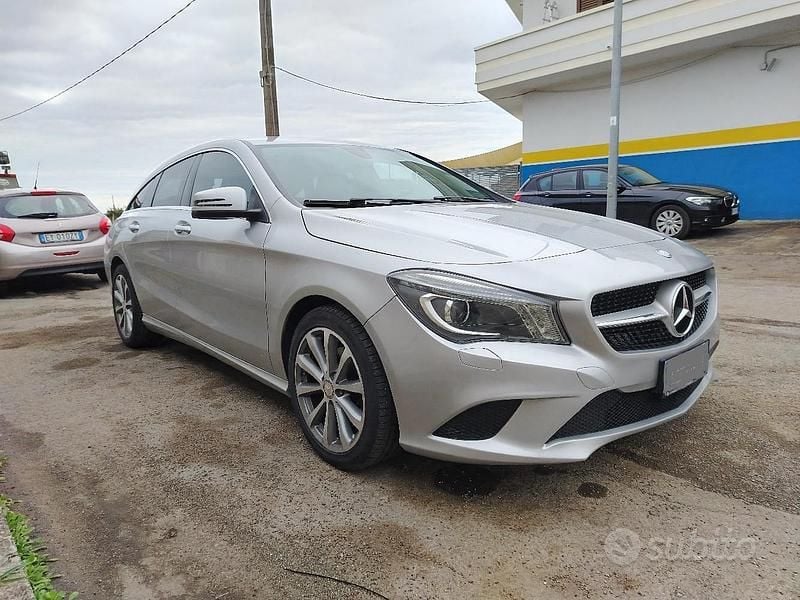 Usata Mercedes CLA220 136 CV (100 kW) 2015 Berlina