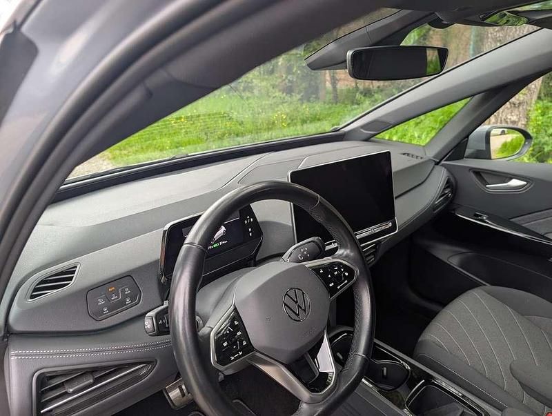 Usata VW ID.3 Pro 69 kW (95 CV) 2024 Grigio Utilitaria