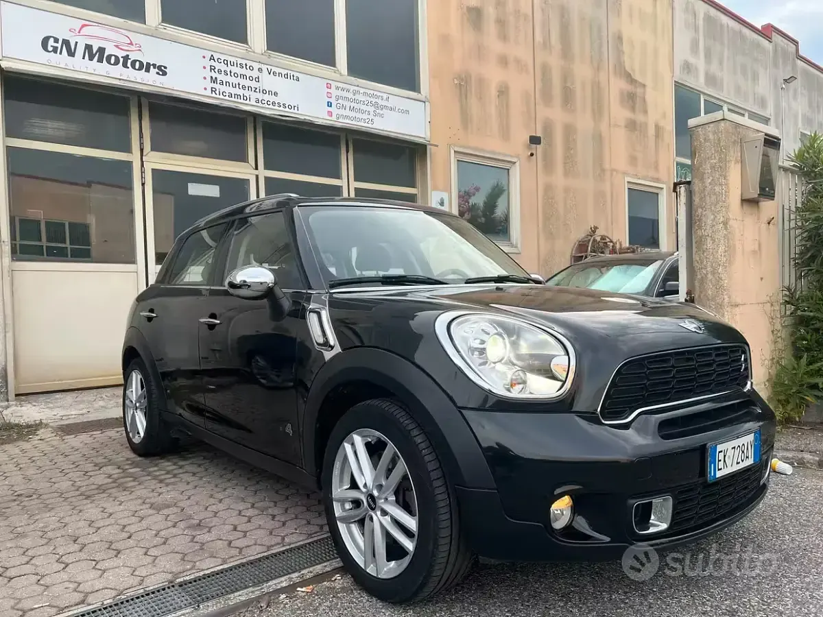 Usata Mini Cooper S Countryman 184 CV (135 kW) 2012 Nero SUV