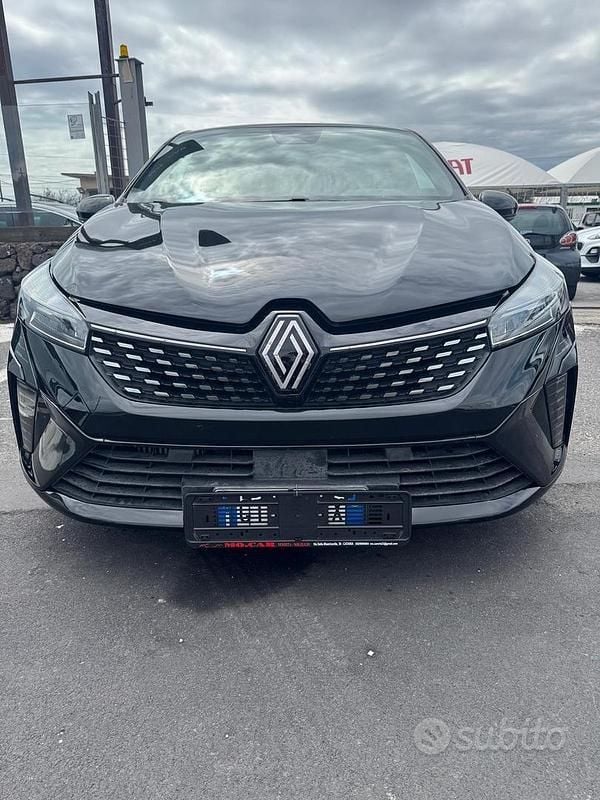 Usata Renault Clio V Esprit Alpine 91 CV (66 kW) 2024 Nero Berlina