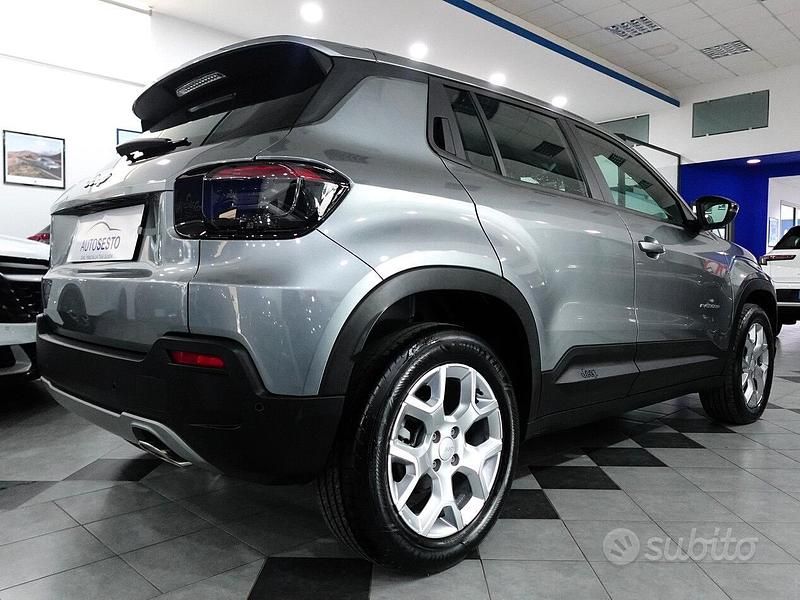 Usata Jeep Avenger Altitude 100 CV (73 kW) 2023 Grigio SUV