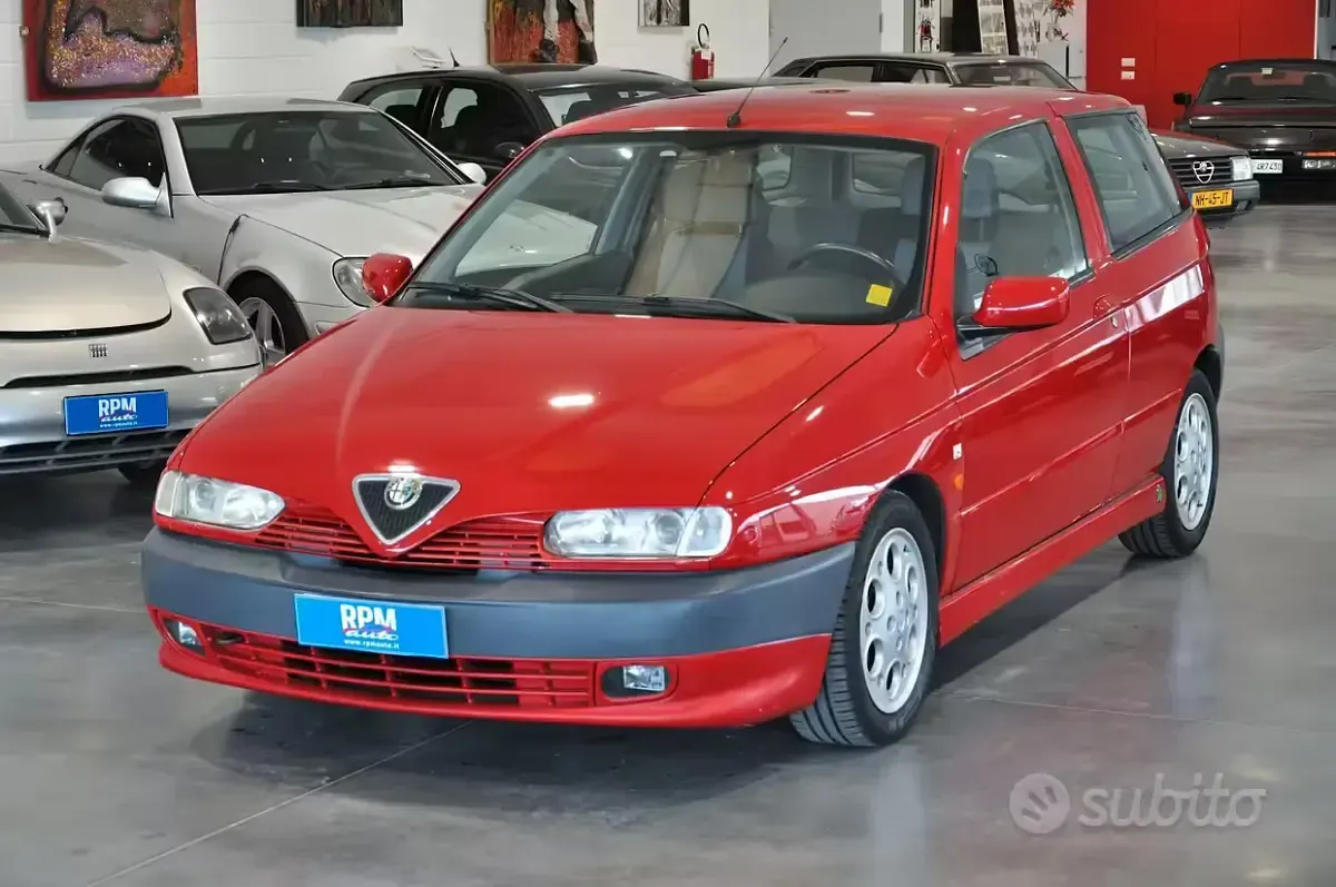Occasion Alfa Romeo 145 Quadrifoglio 150 ch (110 kW) 1996 Rouge Citadine