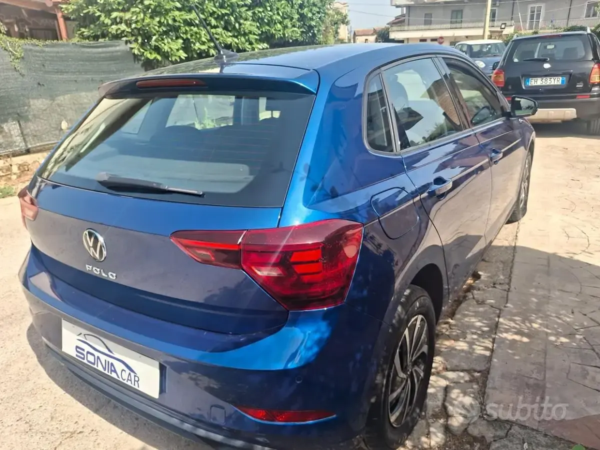 Usata VW Polo Life 95 CV (69 kW) 2023 Blu Utilitaria