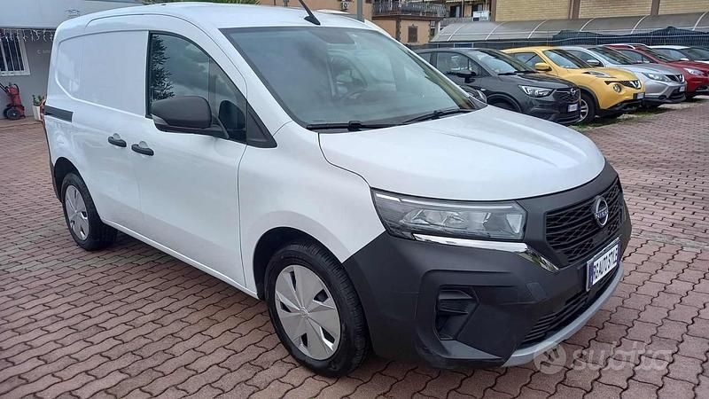 Usata Nissan Townstar 131 CV (96 kW) 2022 Bianco Furgone