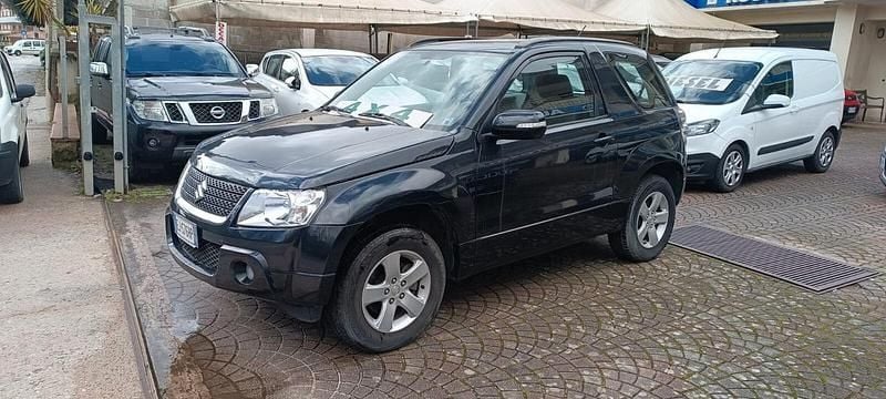 Usata Suzuki Grand Vitara 106 CV (77 kW) 2011 Grigio SUV