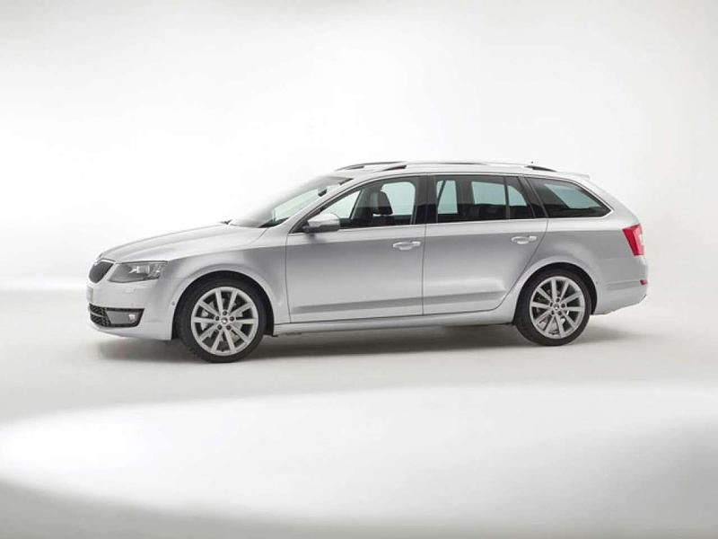 Usata Skoda Octavia Executive 110 CV (80 kW) 2016 Bianco Utilitaria