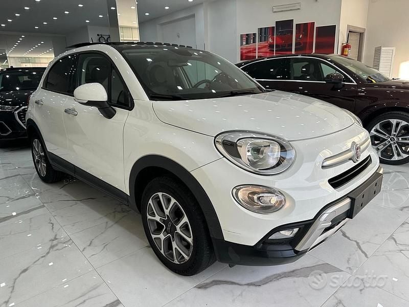 Usata Fiat 500X Cross 120 CV (88 kW) 2017 Bianco SUV
