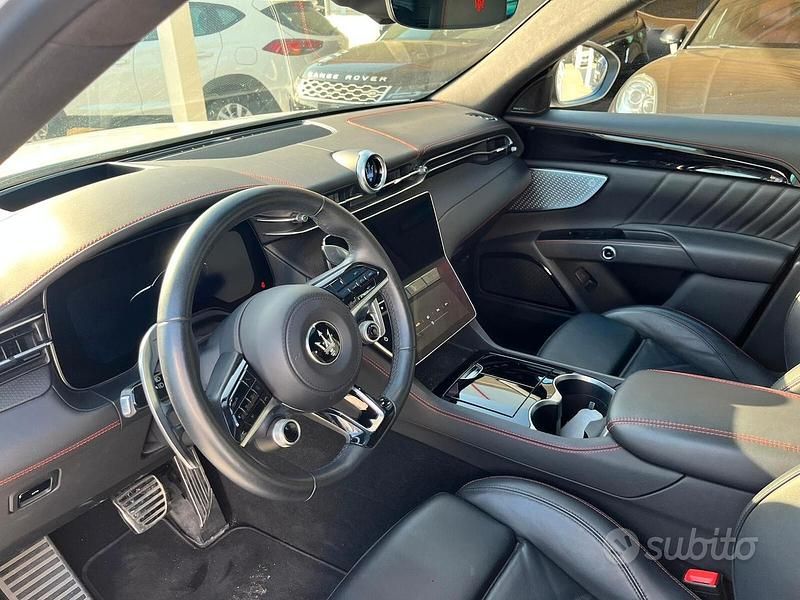 Usata Maserati Grecale 330 CV (242 kW) 2023 Bianco SUV