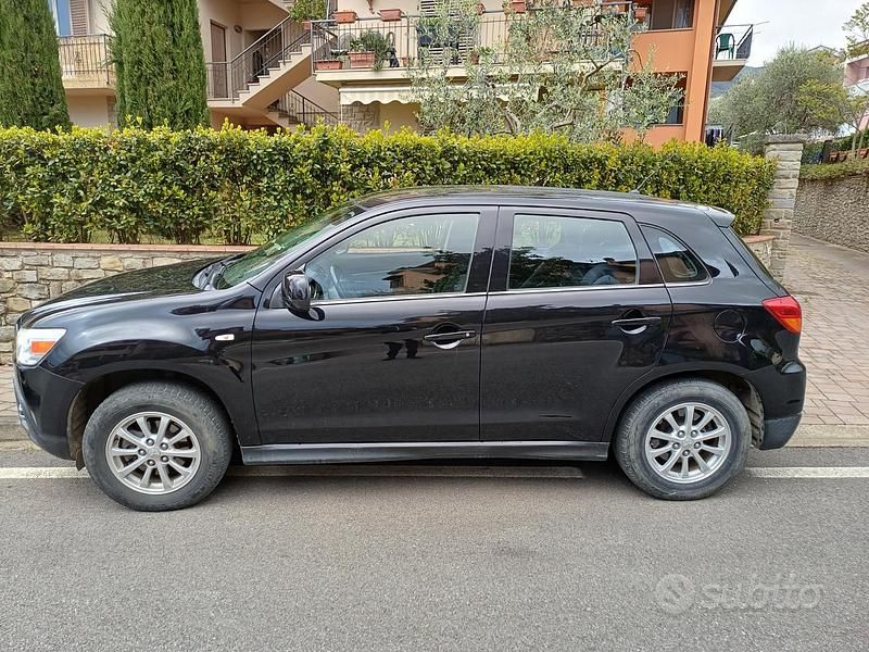 Nero Usata 2010 Mitsubishi ASX SUV | 3800 € (Super prezzo) - Immagine 1/4