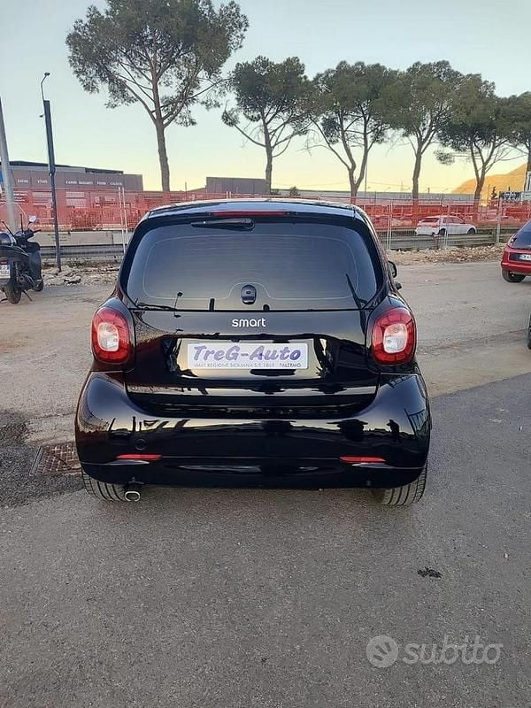 Usata Smart ForTwo Coupé 90 CV (66 kW) 2019 Nero Coupé