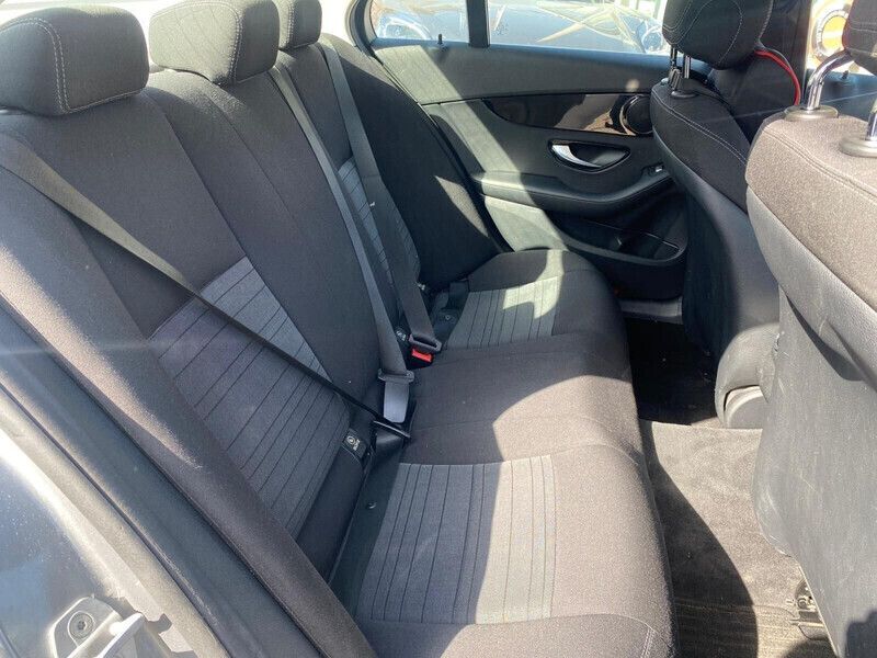 Usata Mercedes C220 Premium 171 CV (125 kW) 2014 Grigio Berlina