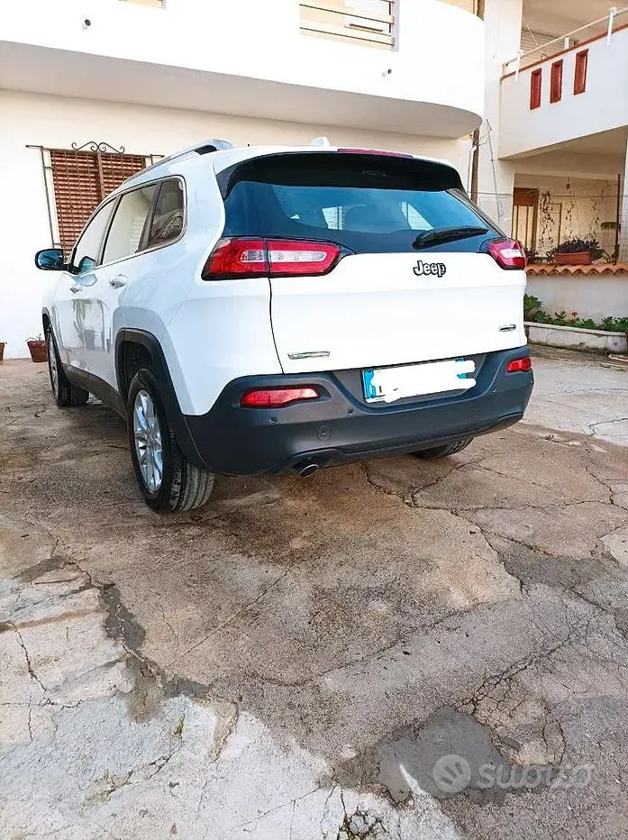 Usata Jeep Cherokee 140 CV (102 kW) 2016 Bianco SUV