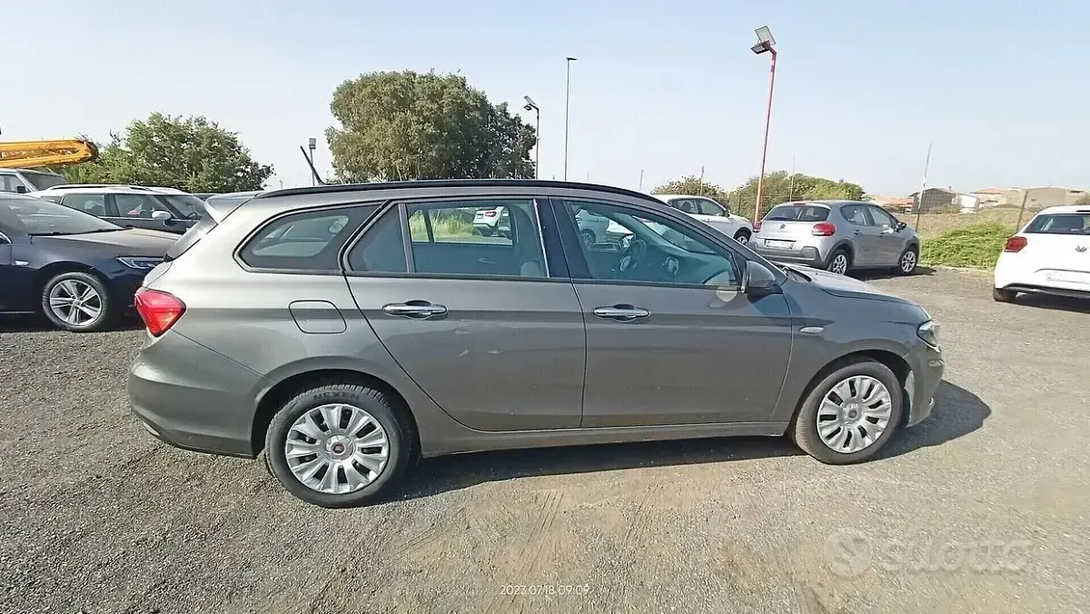 Usata Fiat Tipo Lounge 95 CV (69 kW) 2018 Grigio Station wagon