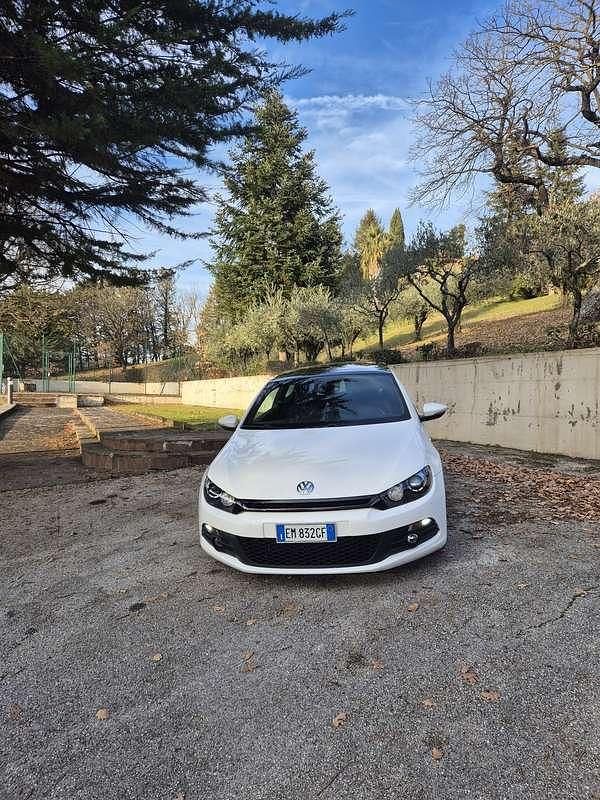 Usata VW Scirocco 140 CV (102 kW) 2012 Coupé