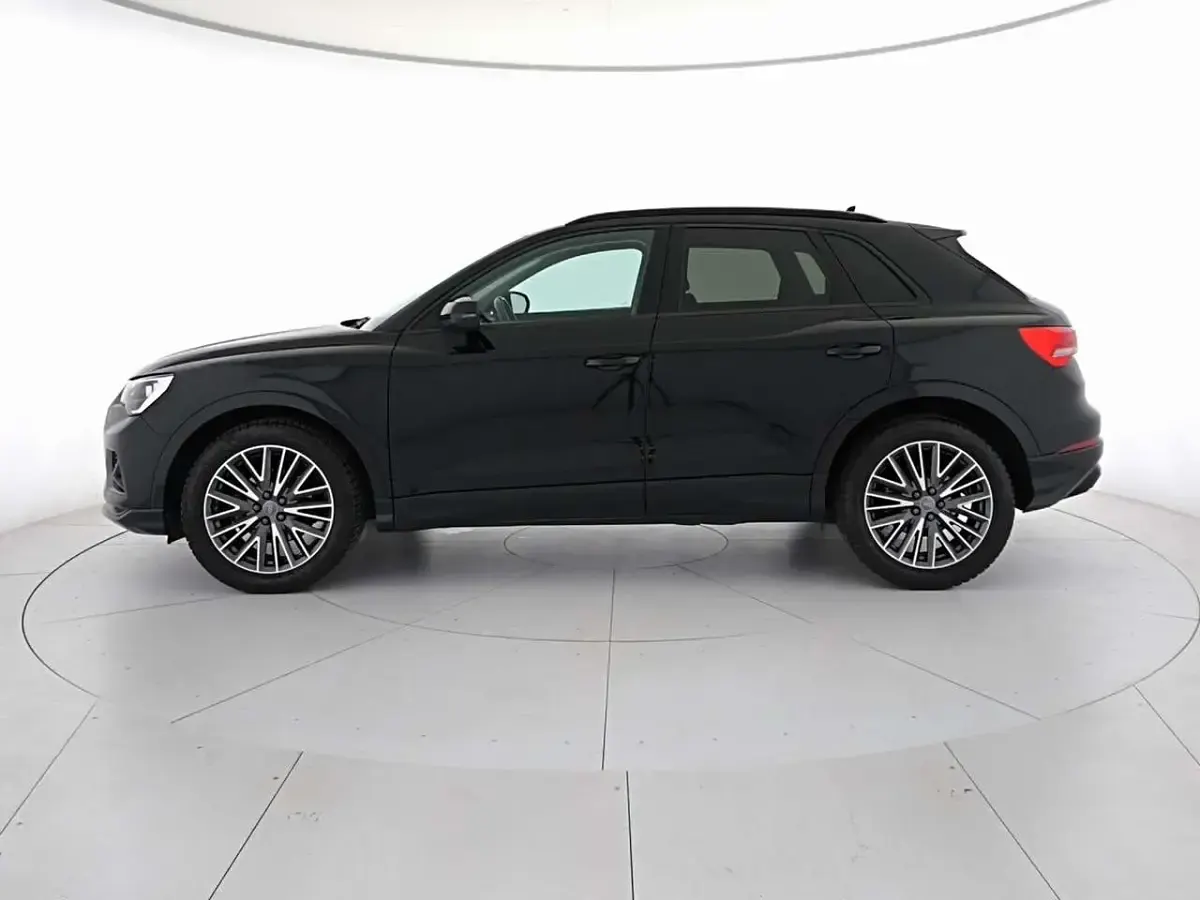 Usata Audi Q3 Advanced 150 CV (110 kW) 2020 Nero SUV