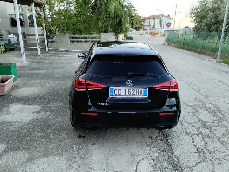 Usata Mercedes A180 AMG 116 CV (85 kW) 2021 Nero Berlina
