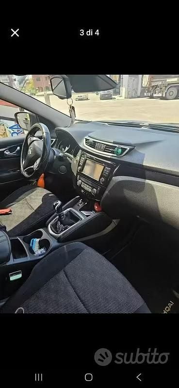 Usata Nissan Qashqai 110 CV (80 kW) 2015 Grigio SUV