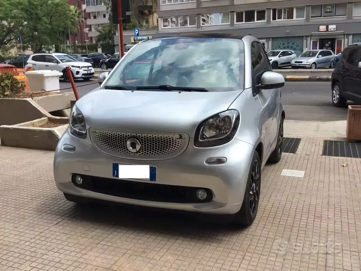 Usata Smart ForTwo Coupé Brabus 71 CV (52 kW) 2019 Grigio Coupé