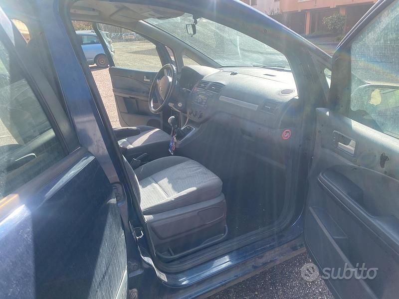 Usata Ford C-MAX 90 CV (66 kW) 2006 Blu Monovolume