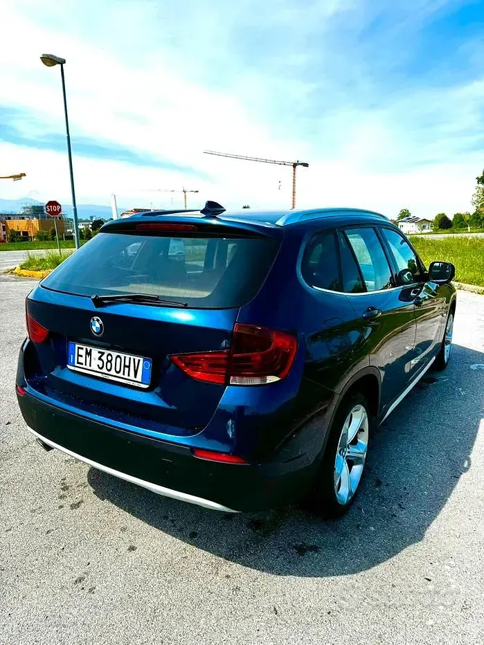 Usata BMW X1 143 CV (105 kW) 2012 Blu SUV