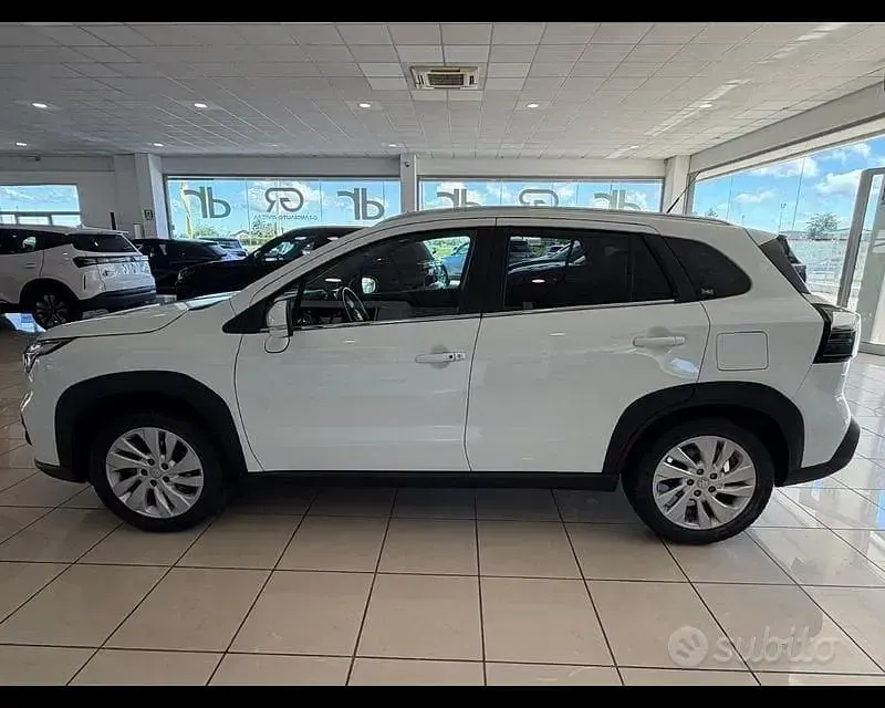 Usata Suzuki SX4 S-Cross 129 CV (94 kW) 2023 Bianco SUV