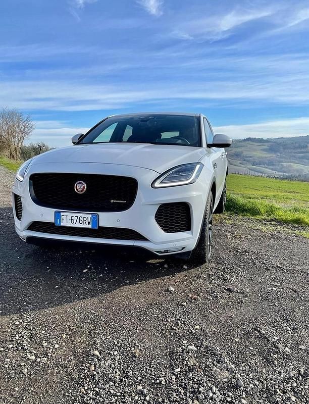 Usata Jaguar E-Pace R-Dynamic 249 CV (183 kW) 2019 Bianco SUV