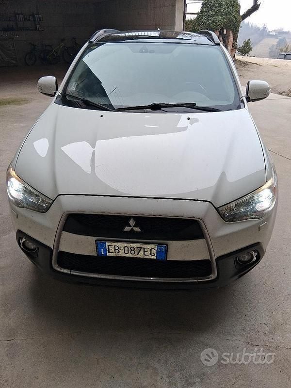 Usata Mitsubishi ASX 150 CV (110 kW) 2011 Bianco SUV