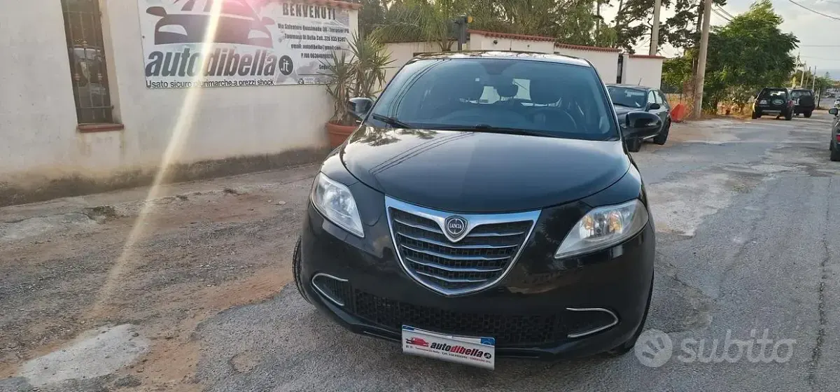 Usata Lancia Ypsilon S 95 CV (69 kW) 2012 Nero Utilitaria