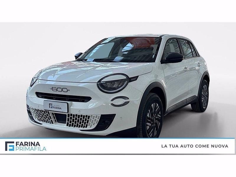Bianco gelato pastello Nuova 2025 Fiat 600 SUV | 19.200 € - Immagine 1/4