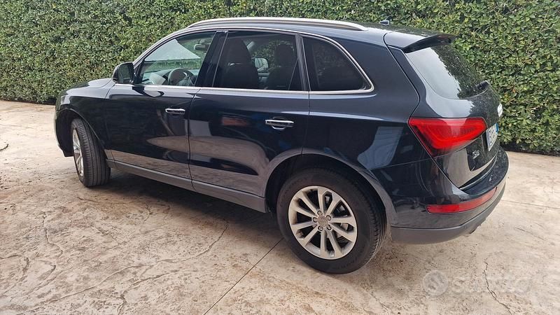 Usata Audi Q5 Advanced 190 CV (139 kW) 2014 Blu SUV