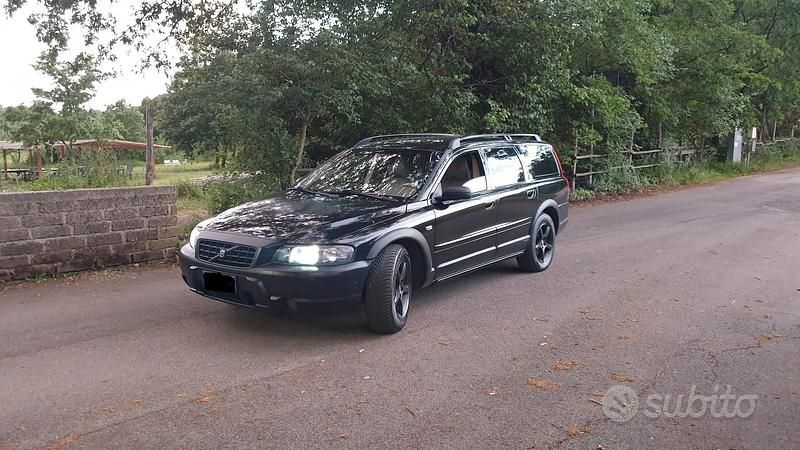 Usata Volvo XC70 163 CV (119 kW) 2004 Nero SUV