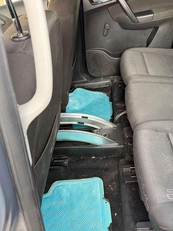 Usata Opel Meriva Cosmo 95 CV (69 kW) 2011 Marrone Monovolume