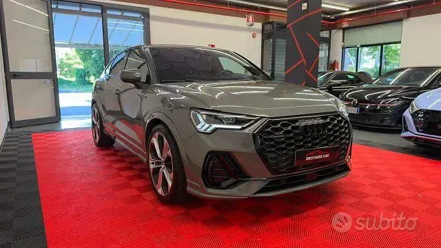 Usata Audi Q3 S-Line 200 CV (147 kW) 2022 Grigio scuro SUV