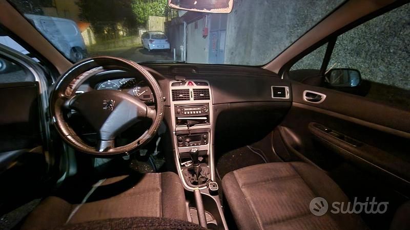 Usata Peugeot 307 90 CV (66 kW) 2006 Grigio Station wagon