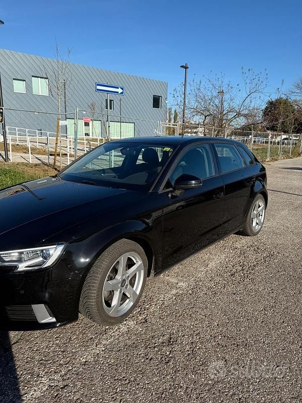 Usata Audi A3 Sport 116 CV (85 kW) 2017 Nero Berlina