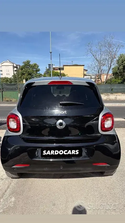 Usata Smart ForFour Prime 90 CV (66 kW) 2017 Nero Utilitaria