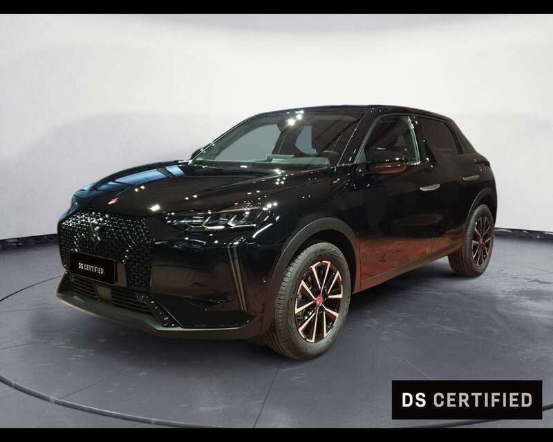 Nero Nuova 2025 DS Automobiles DS3 Crossback Performance SUV | 24.700 € (Molto cara) - Immagine 1/4